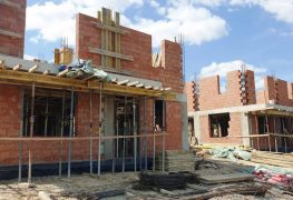 240506906_536746264100321_8311814742664098115_n